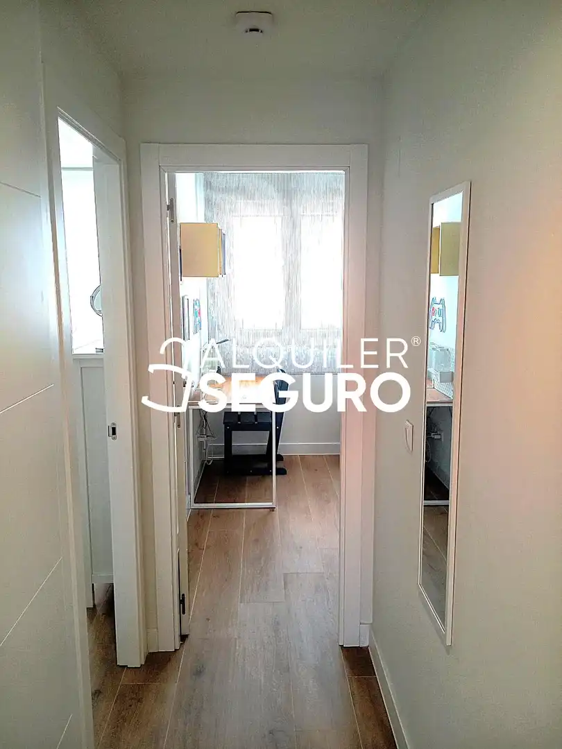 Bedroom of Flat for rent in Valladolid  with Heating, Terrace and Swimming Pool
