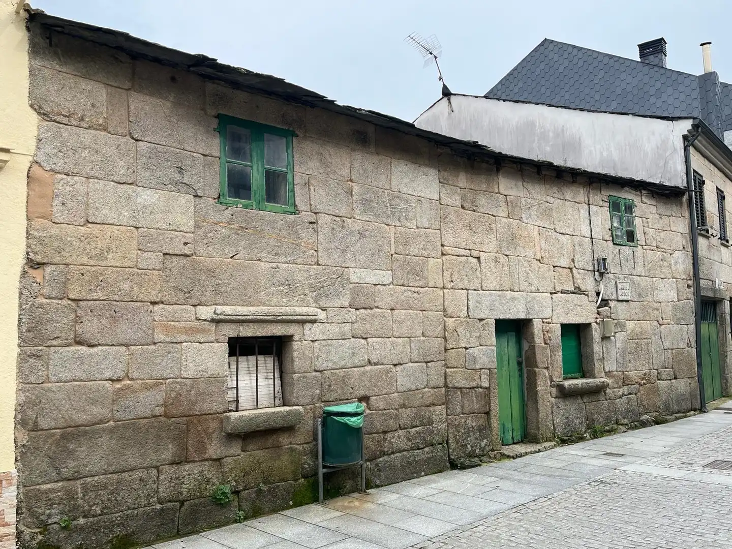 Exterior view of Houses for sale in A Gudiña   with Private garden