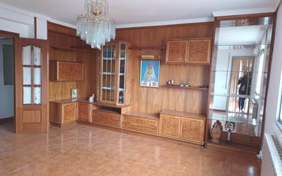 Living room of Flat for sale in  Madrid Capital  with Air Conditioner and Balcony