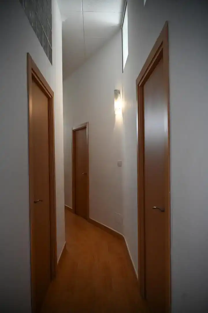 Wohnung zur Miete in Cartagena mit Klimaanlage, Privatgarten und Parkett