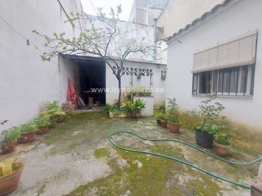 Casa con balcone in vendita a Baeza