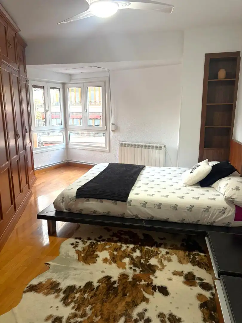 Habitación de Piso de alquiler en Murcia con Aire acondicionado, Calefacción y Parquet