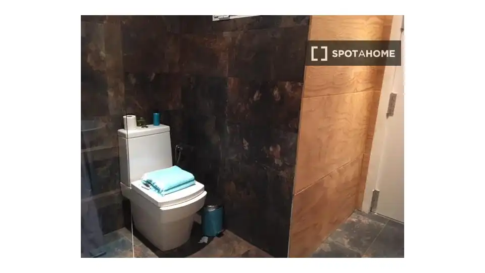 Flat with terrace to rent in L'Eixample, imagen 2