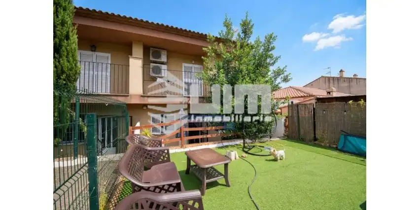 Jardín de Casa adosada en venta en Algímia de Alfara con Aire acondicionado, Trastero y Balcón