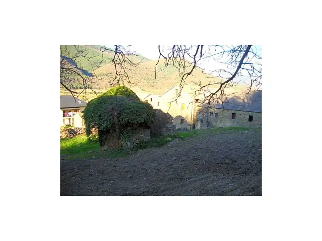 Casa o chalet en venta en C. Única Ligüerre, 2-6, Fiscal