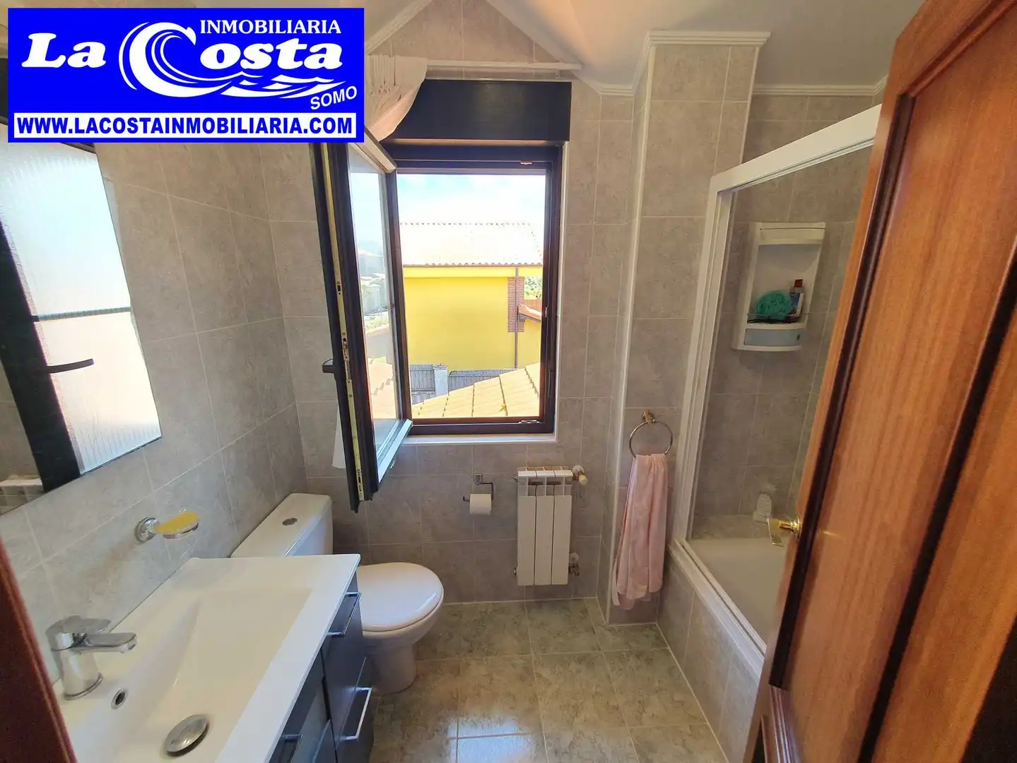 Bathroom of Houses for sale in Ribamontán al Mar  with Heating, Private garden and Terrace