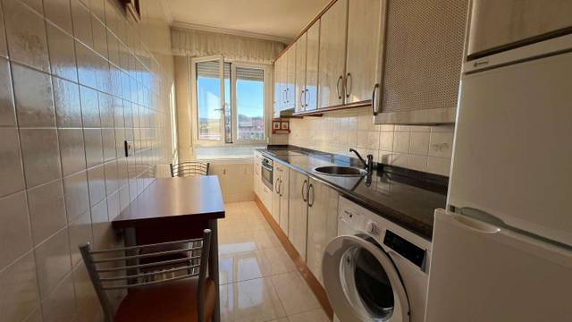 Piso en Venta en Fuente de la Salud Kalea en Desamparados