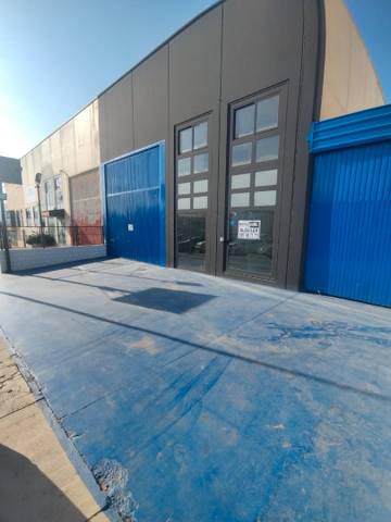 Local comercial en Alquiler en Calle Amsterdam, 100 en Torreciega