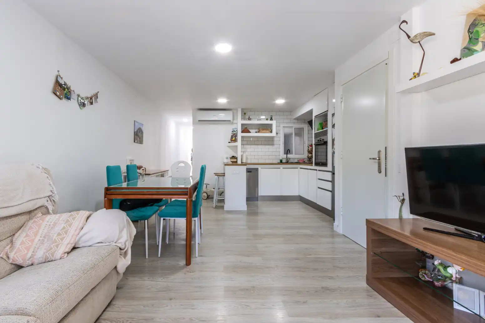 Kitchen of Flat for sale in Terrassa  with Heating, Parquet flooring and Terrace