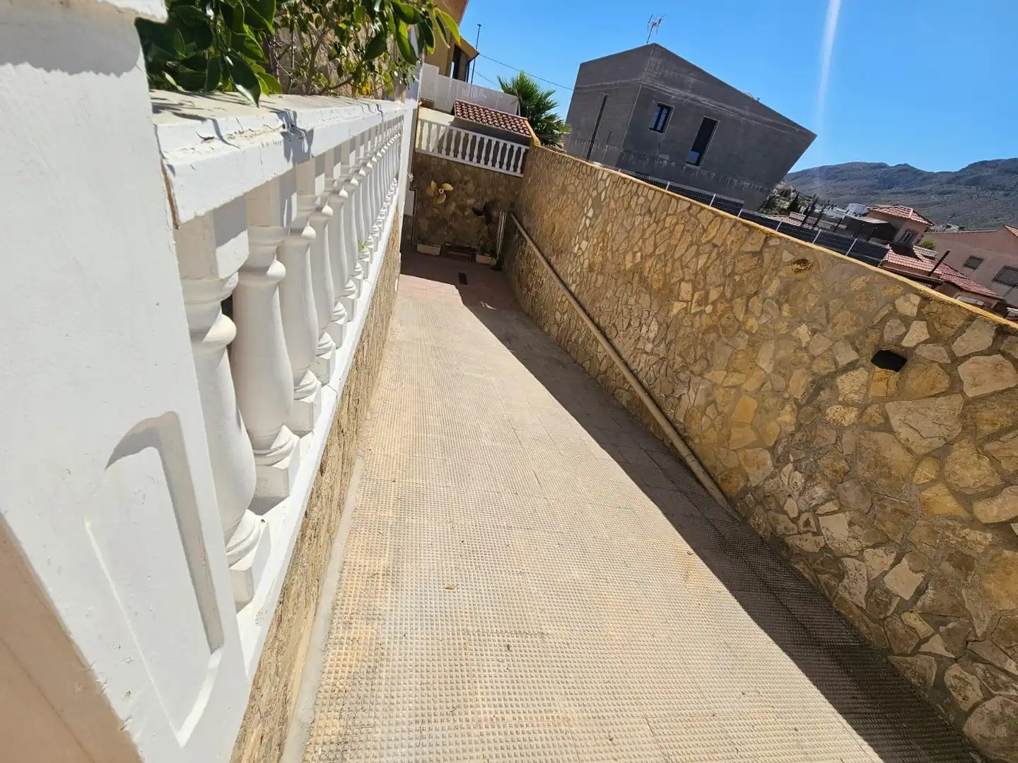 Vista exterior de Casa o chalet en venta en Águilas con Aire acondicionado, Jardín privado y Terraza