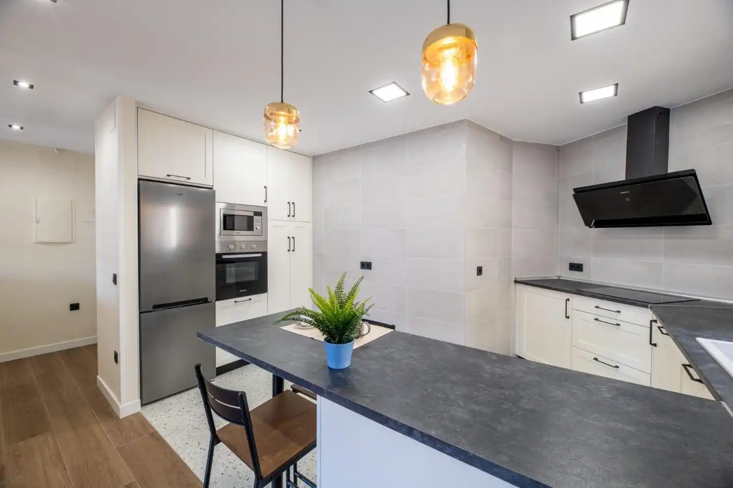 Cuina de Pis de lloguer en Segovia amb Calefacció i Moblat