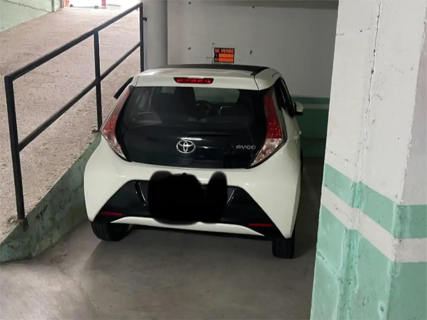 Parkplatz von Garage zum Verkauf in Cee