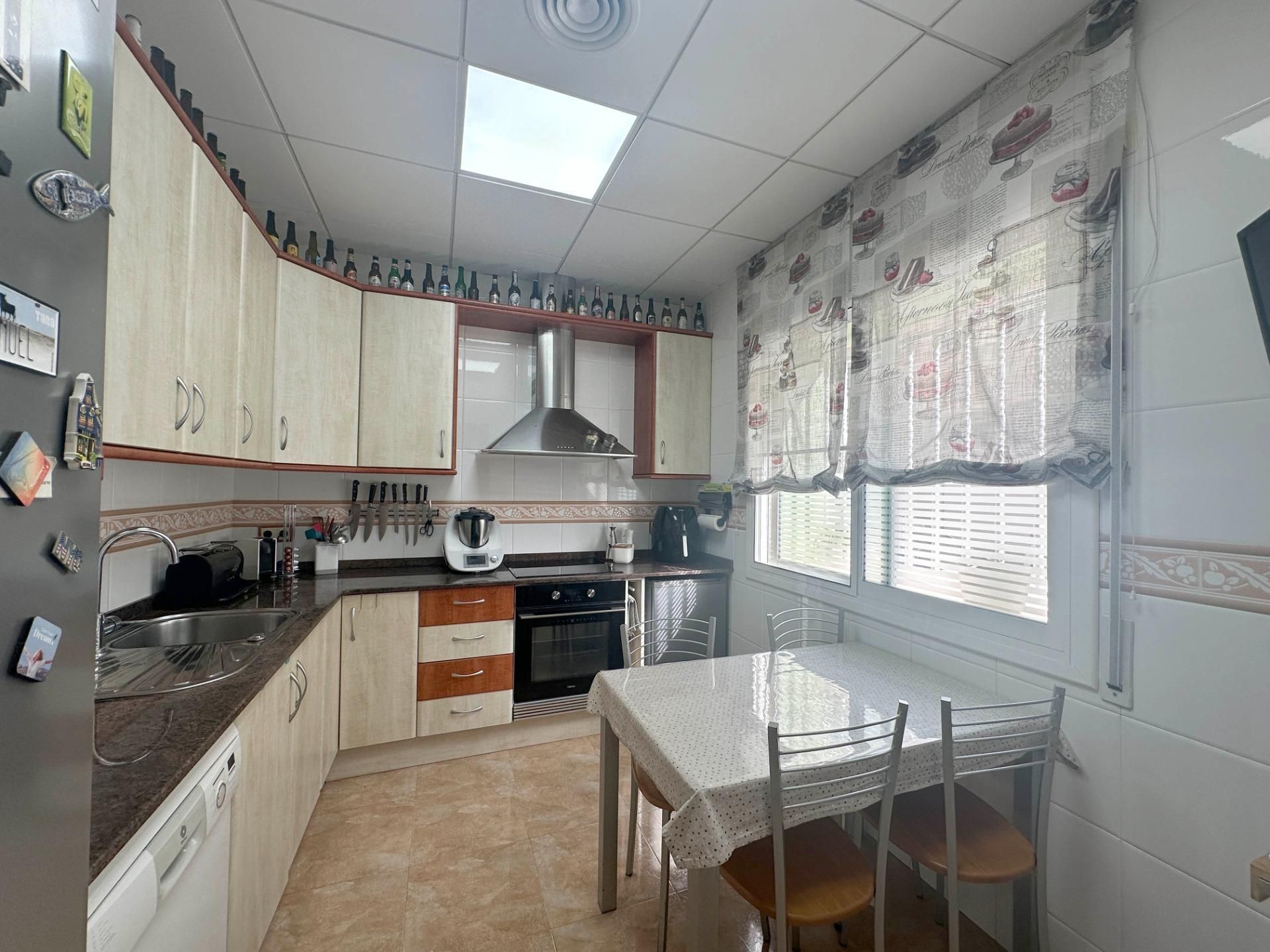 Cuina de Casa o xalet en venda en Amposta amb Aire condicionat, Calefacció i Terrassa