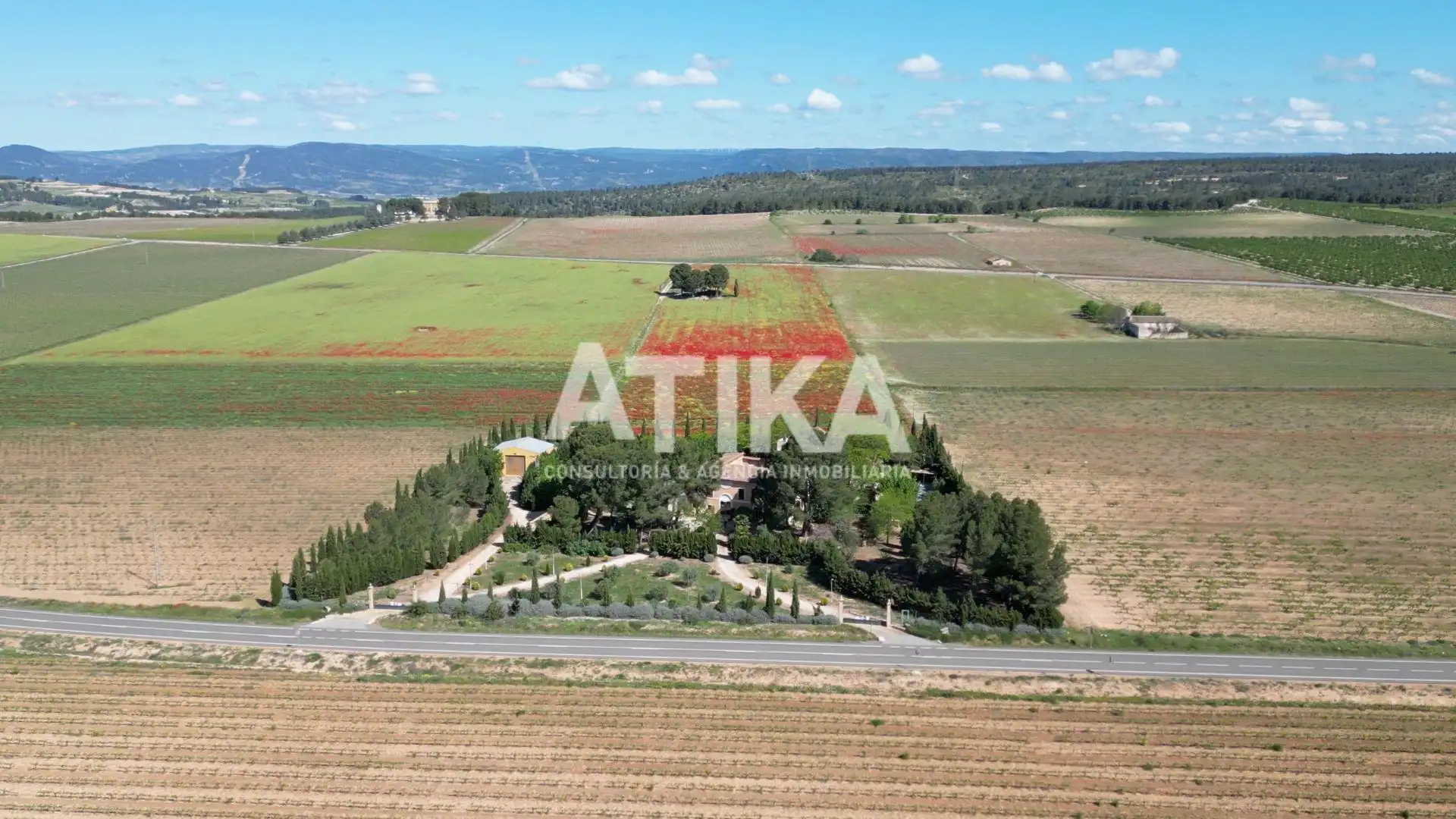 Country house zum Verkauf in Fontanars dels Alforins mit Klimaanlage, Heizung und Privatgarten