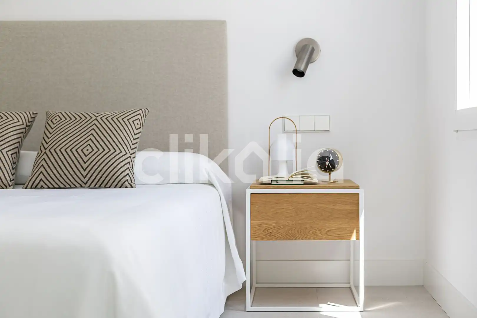 Bedroom of Attic for sale in Madrid  with Air Conditioner, Heating and Terrace