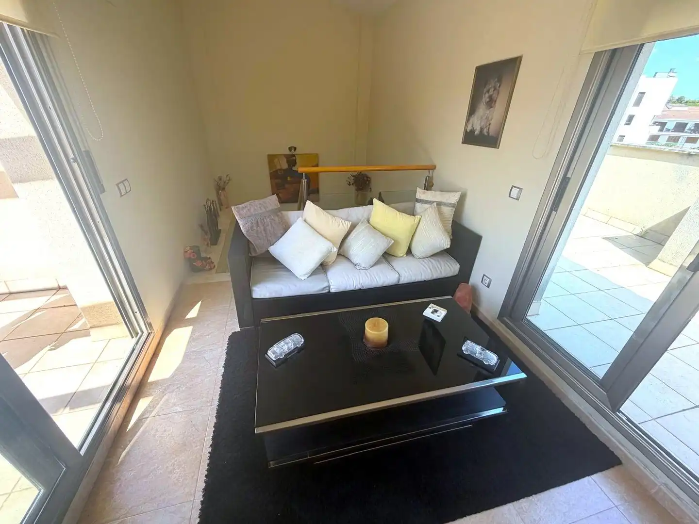 Sala de estar de Casa adosada en venta en El Vendrell con Aire acondicionado, Calefacción y Jardín privado
