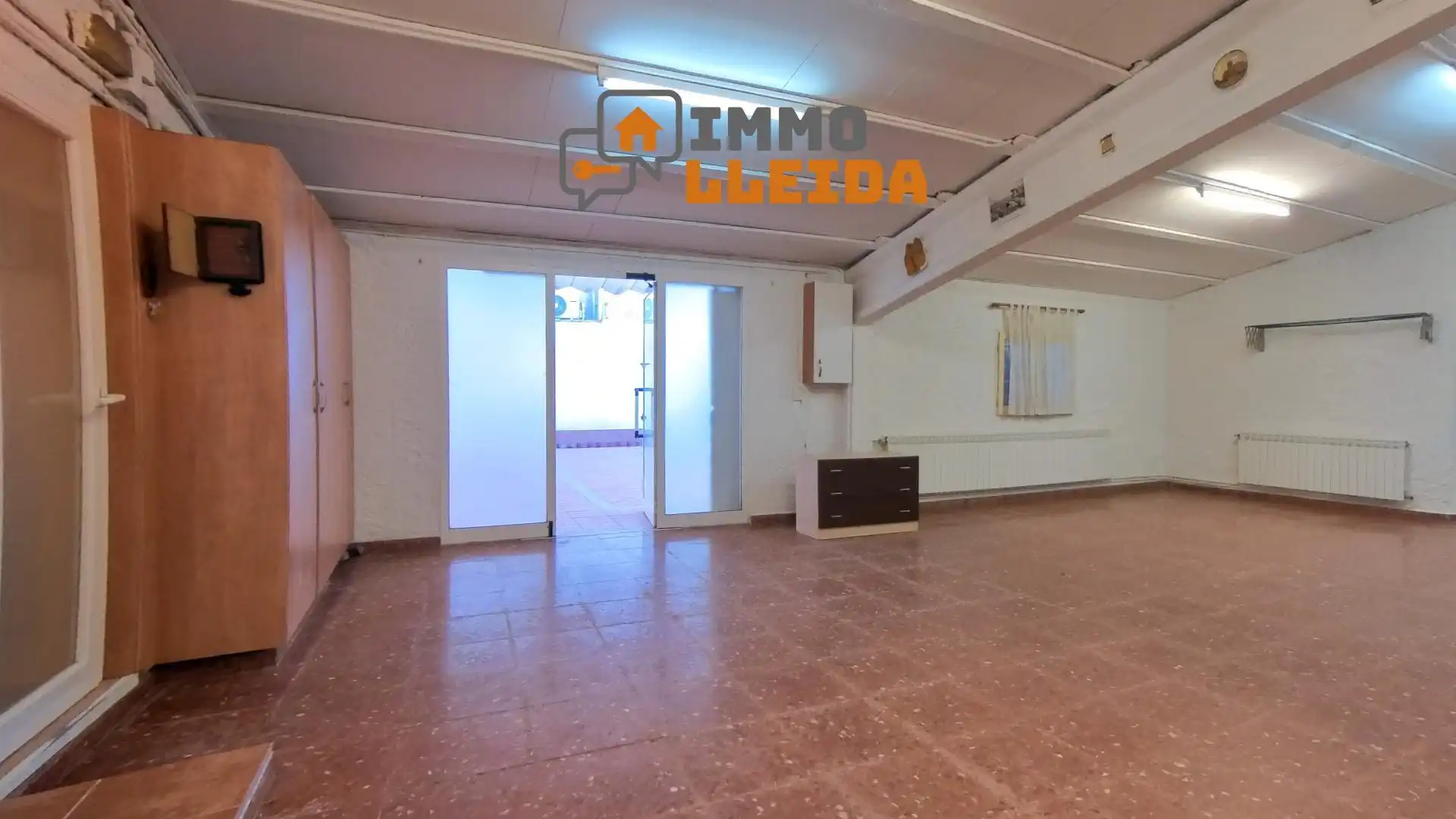 Casa adosada en venta en Balaguer con Calefacción y Terraza