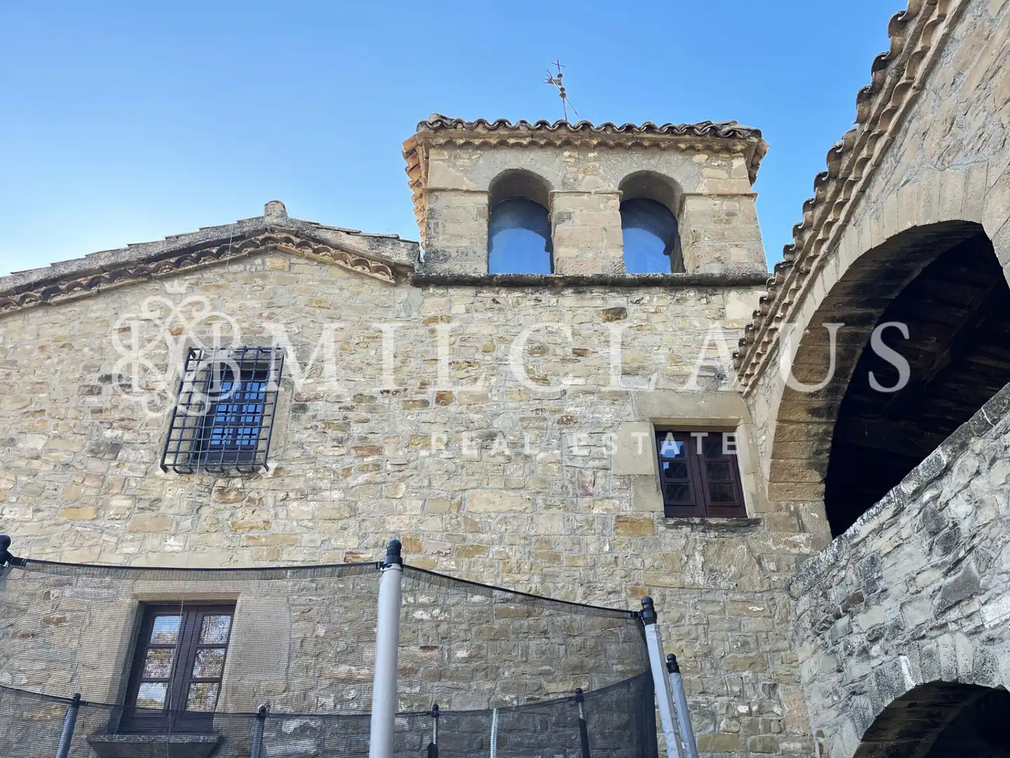 Vista exterior de Finca rústica en venda en Talamanca amb Aire condicionat, Calefacció i Jardí privat
