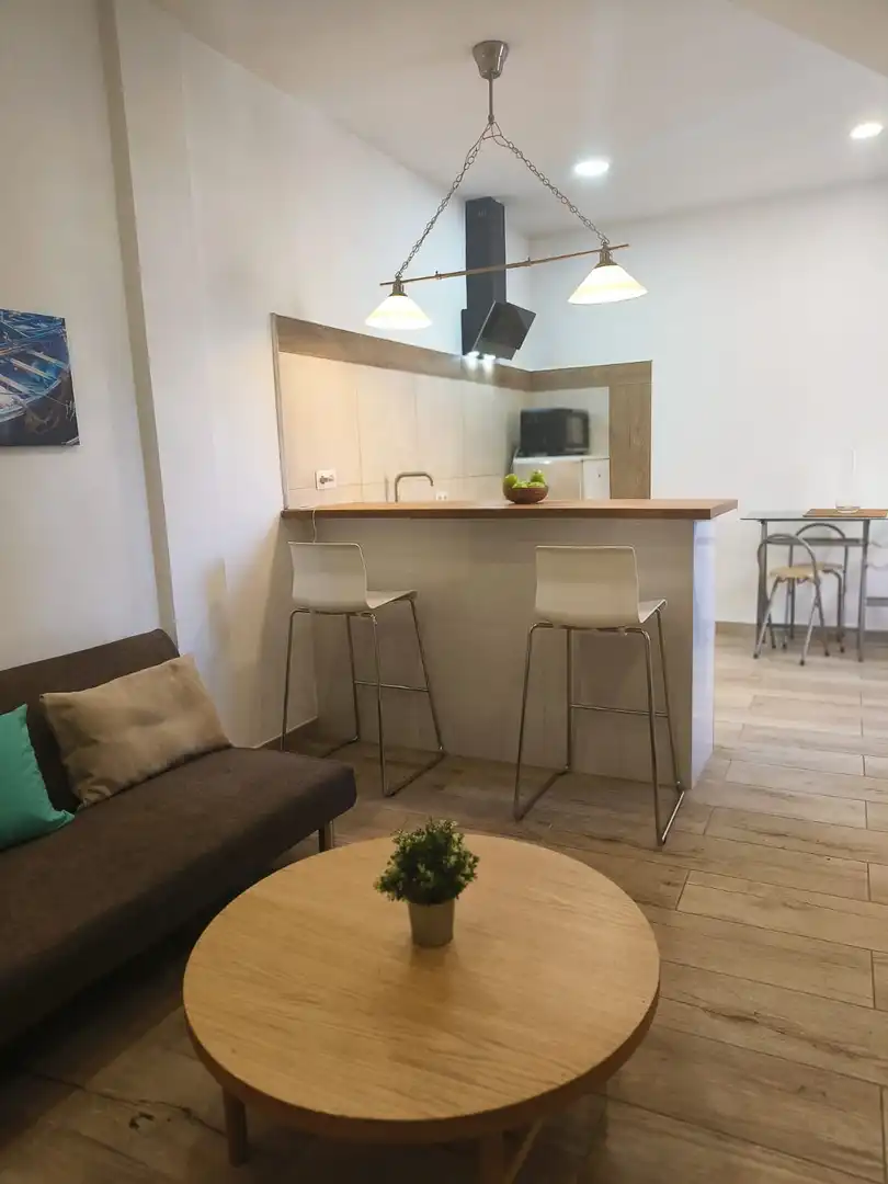 Terraced house with terrace to rent in Calle Blas de Lezo, imagen 2