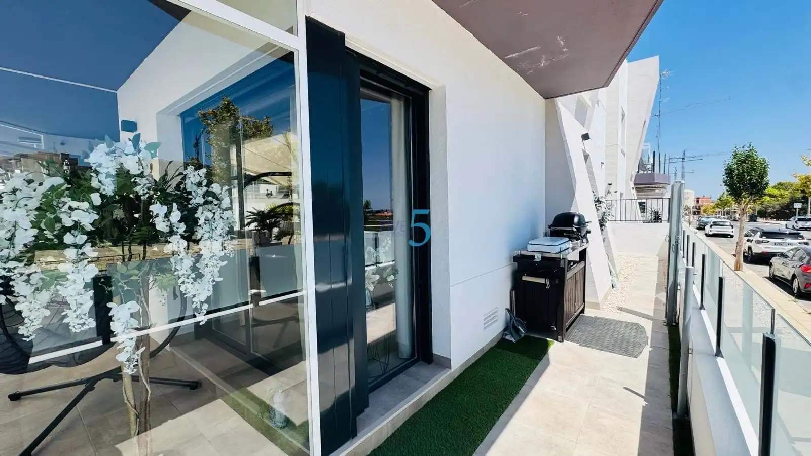 Terrasse von Wohnung zum Verkauf in Santa Pola mit Klimaanlage, Terrasse und Schwimmbad