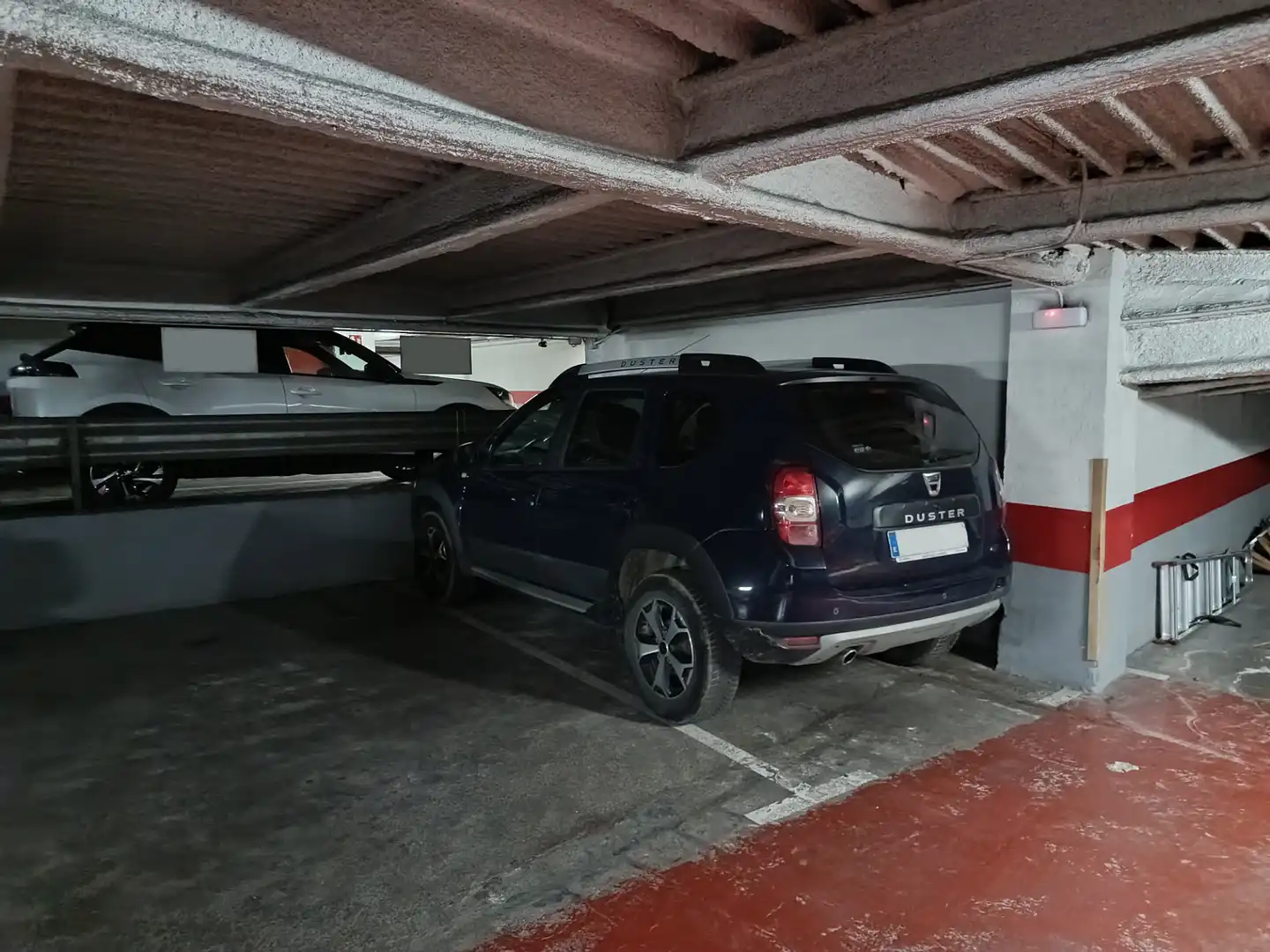 Parking de Dúplex en venta en Girona con Aire acondicionado, Calefacción y Parquet