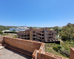 Vista exterior de Residencial en venda en Estepona