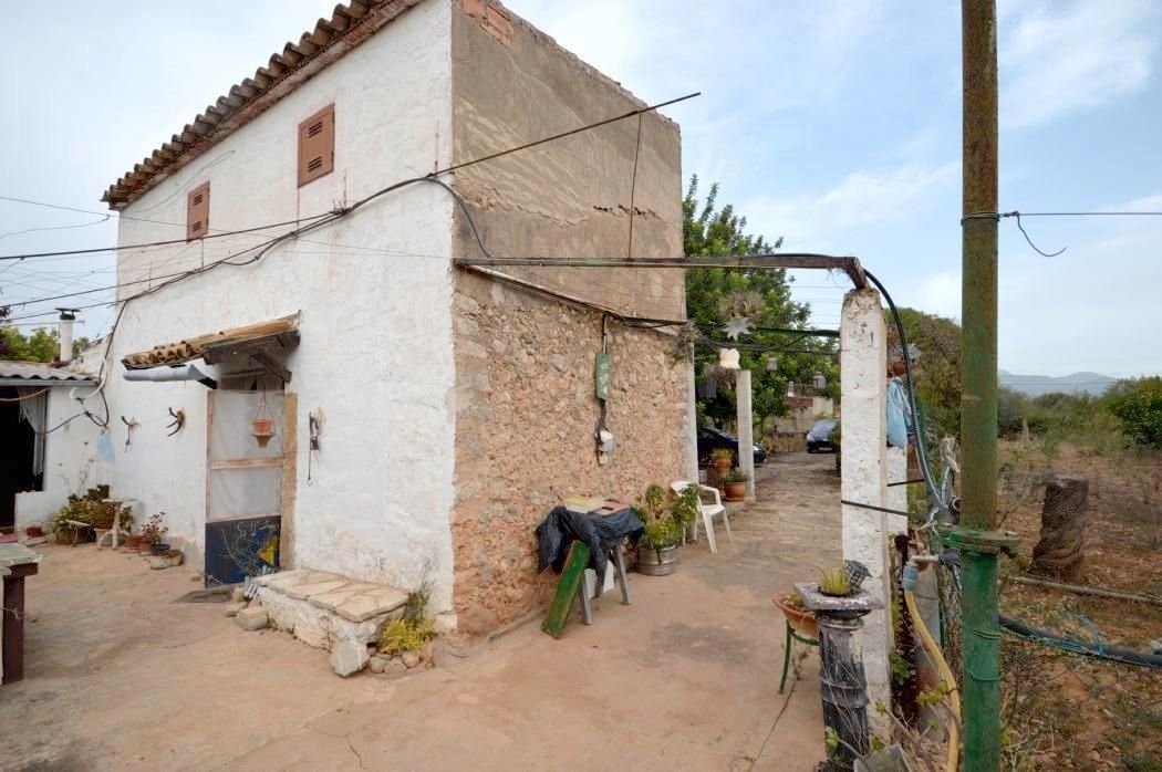 Vista exterior de Finca rústica en venda en Lloseta amb Jardí privat, Terrassa i Traster