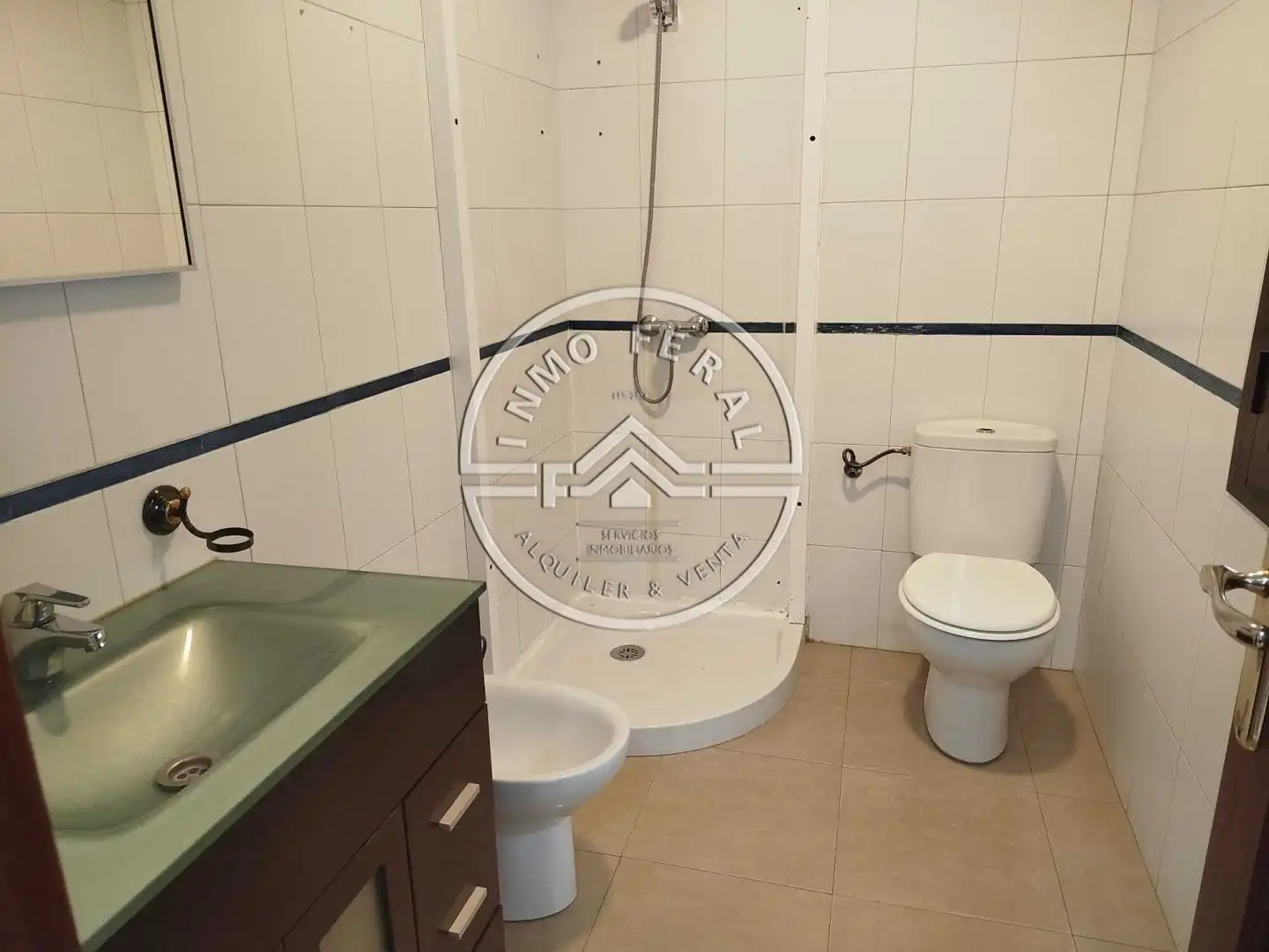 Baño de Piso en venta en Écija con Aire acondicionado, Calefacción y Balcón