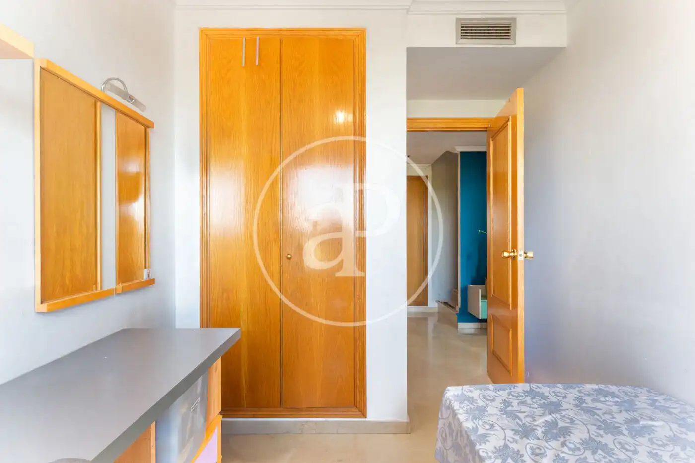 Bedroom of Attic for sale in Valencia  with Air Conditioner, Heating and Private garden