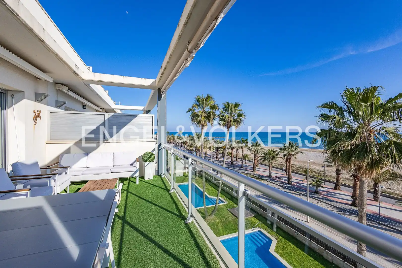 Terrace of Attic for sale in Cubelles  with Air Conditioner, Heating and Private garden
