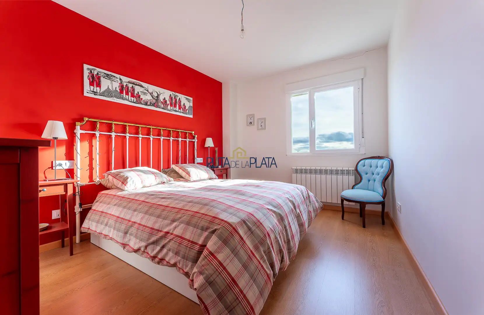 Habitación de Casa adosada en venta en Roales con Calefacción, Jardín privado y Alarma