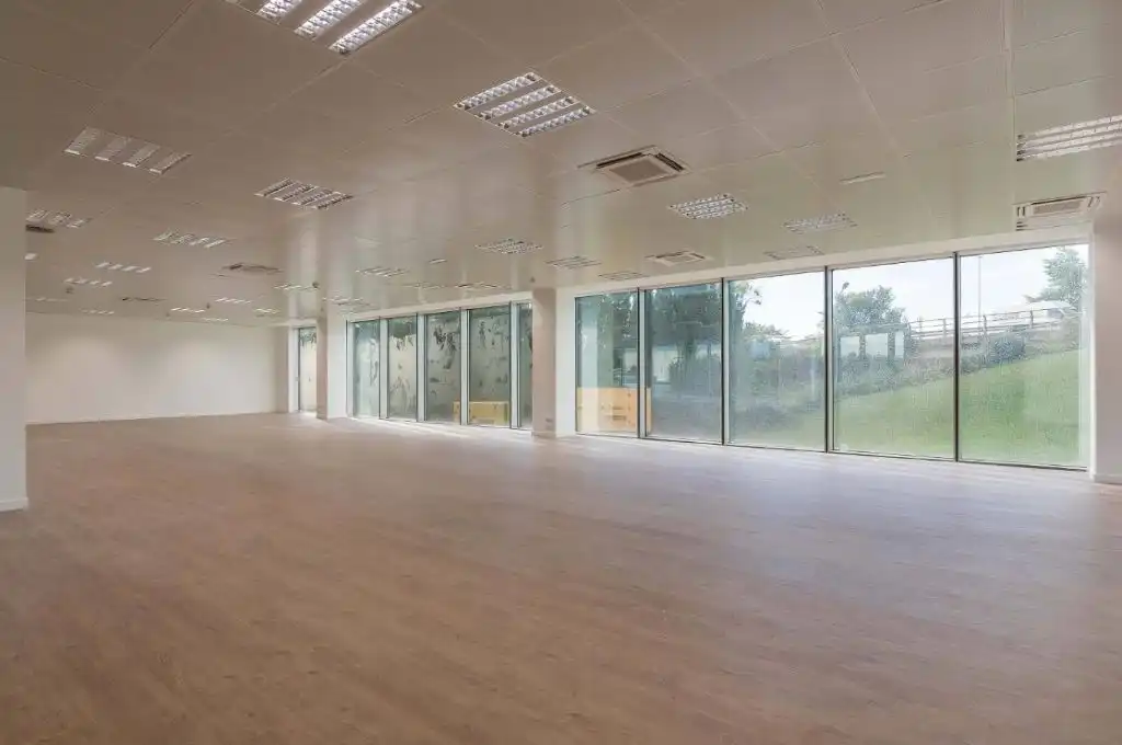 Büro zur Miete in Ripollet