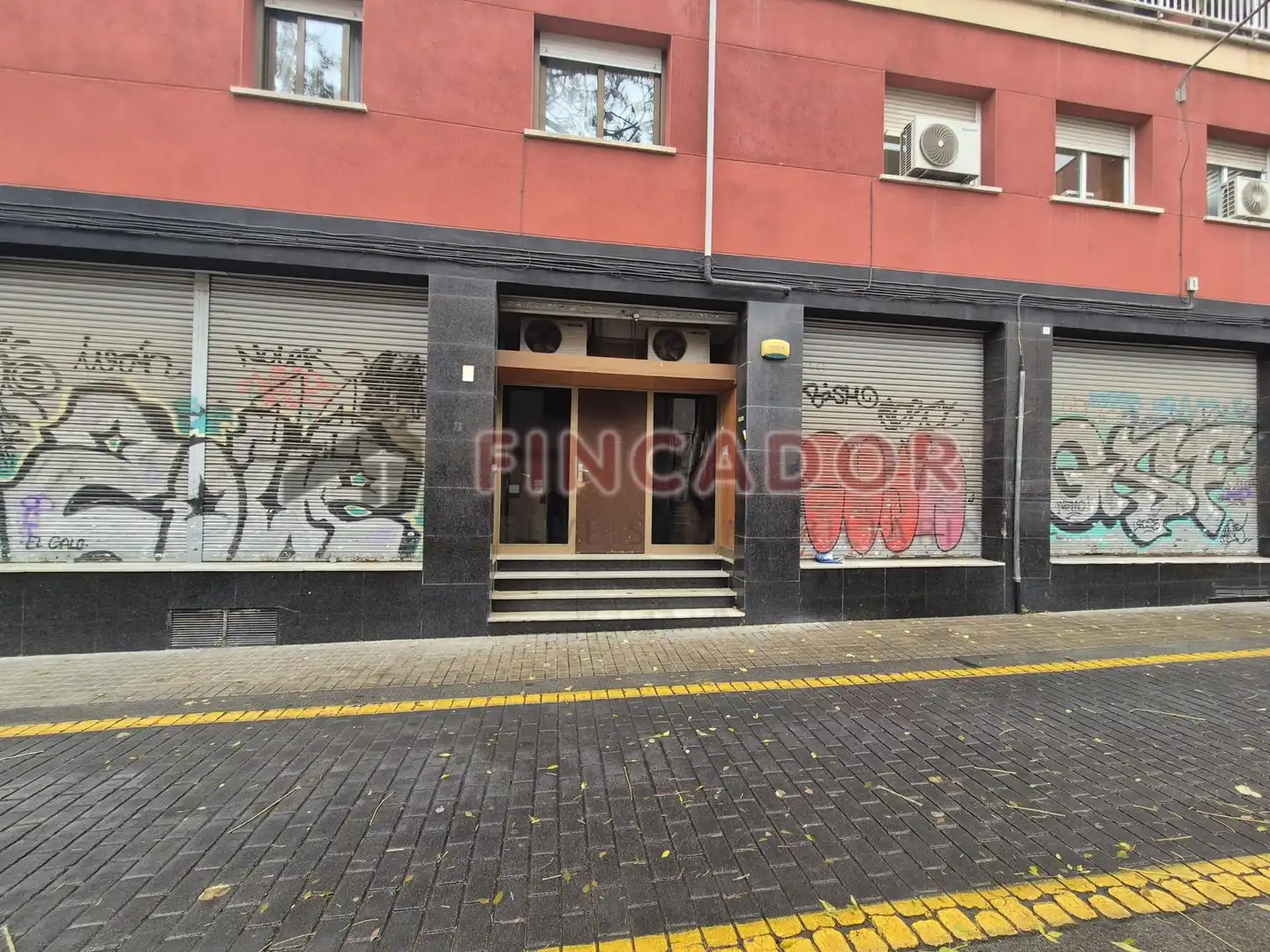 Vista exterior de Local en venta en Barcelona con Aire acondicionado, Calefacción y Amueblado