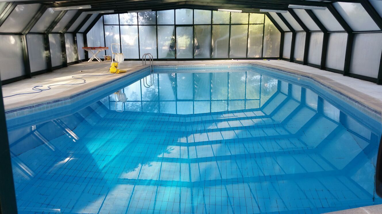 Swimming pool of Country house for sale in Navalcarnero  with Air Conditioner, Private garden and Storage room