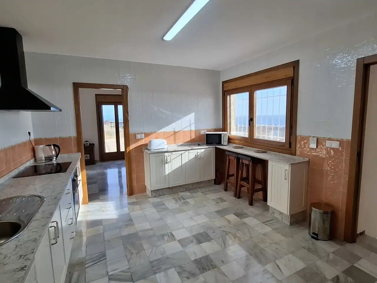 House with pool for sale in Vista de los Ángeles, imagen 6