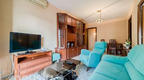 Foto 4 de Piso en venta en Ps Llorenc Serra, ., Riu Sud, Santa Coloma de Gramenet