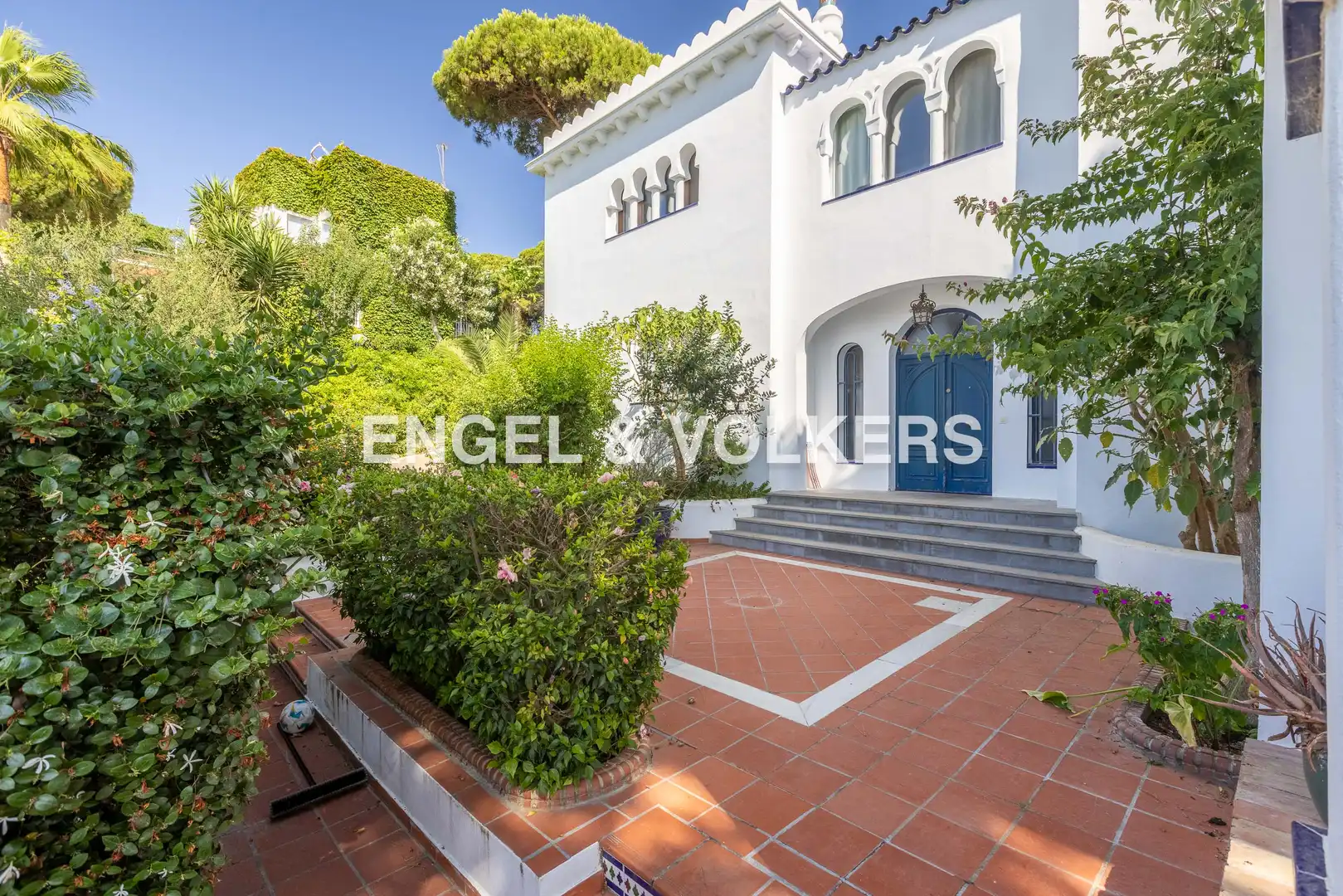 Außenansicht von Country house zum Verkauf in El Puerto de Santa María mit Klimaanlage, Heizung und Privatgarten