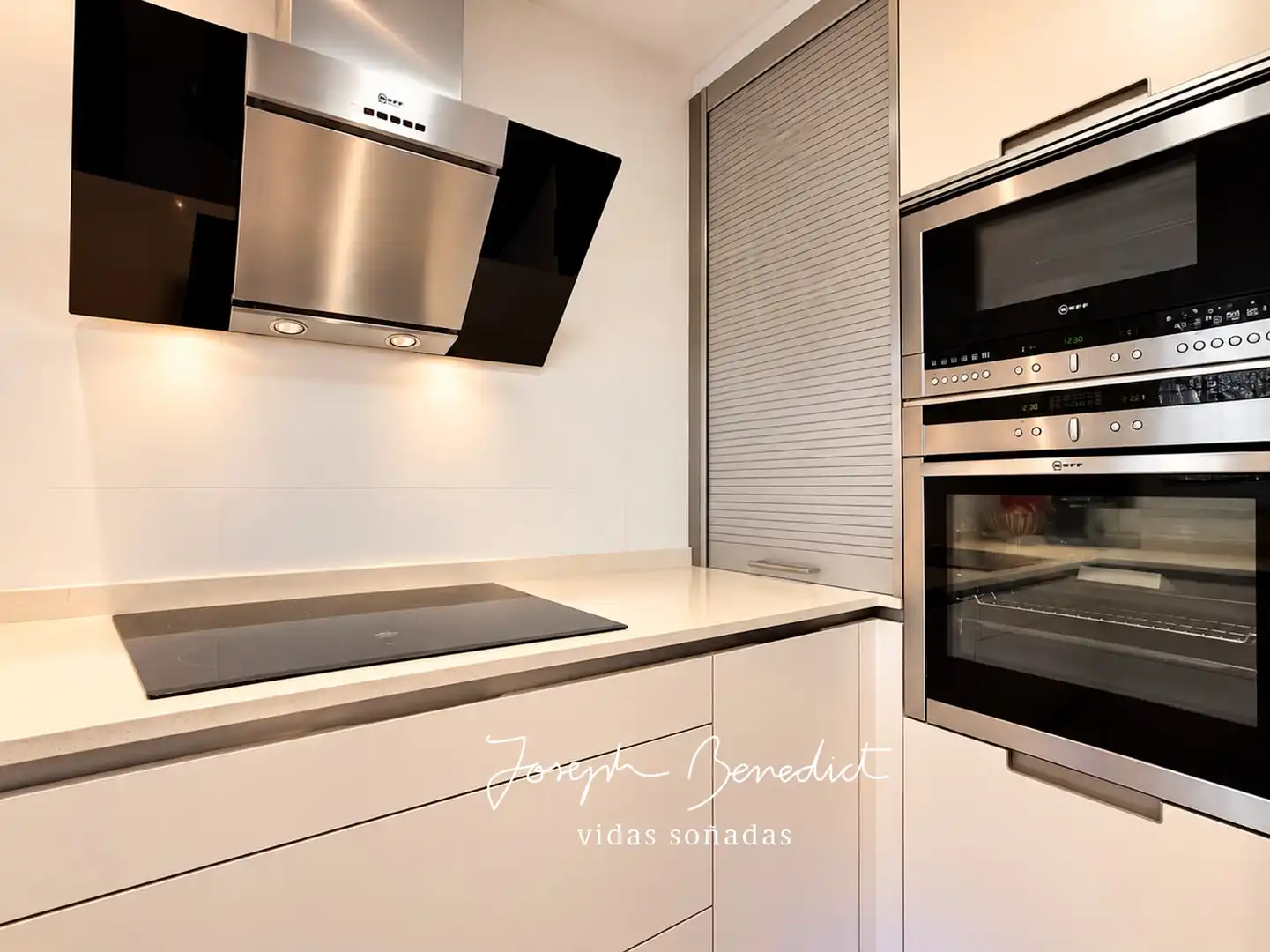 Cocina de Casa o chalet en venta en Castelldefels con Aire acondicionado, Calefacción y Jardín privado