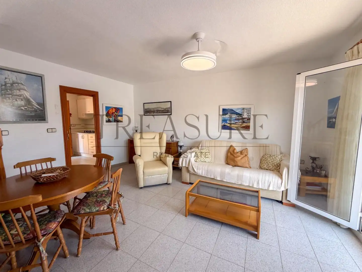 Sala de estar de Casa adosada en venta en Mazarrón con Aire acondicionado, Calefacción y Terraza