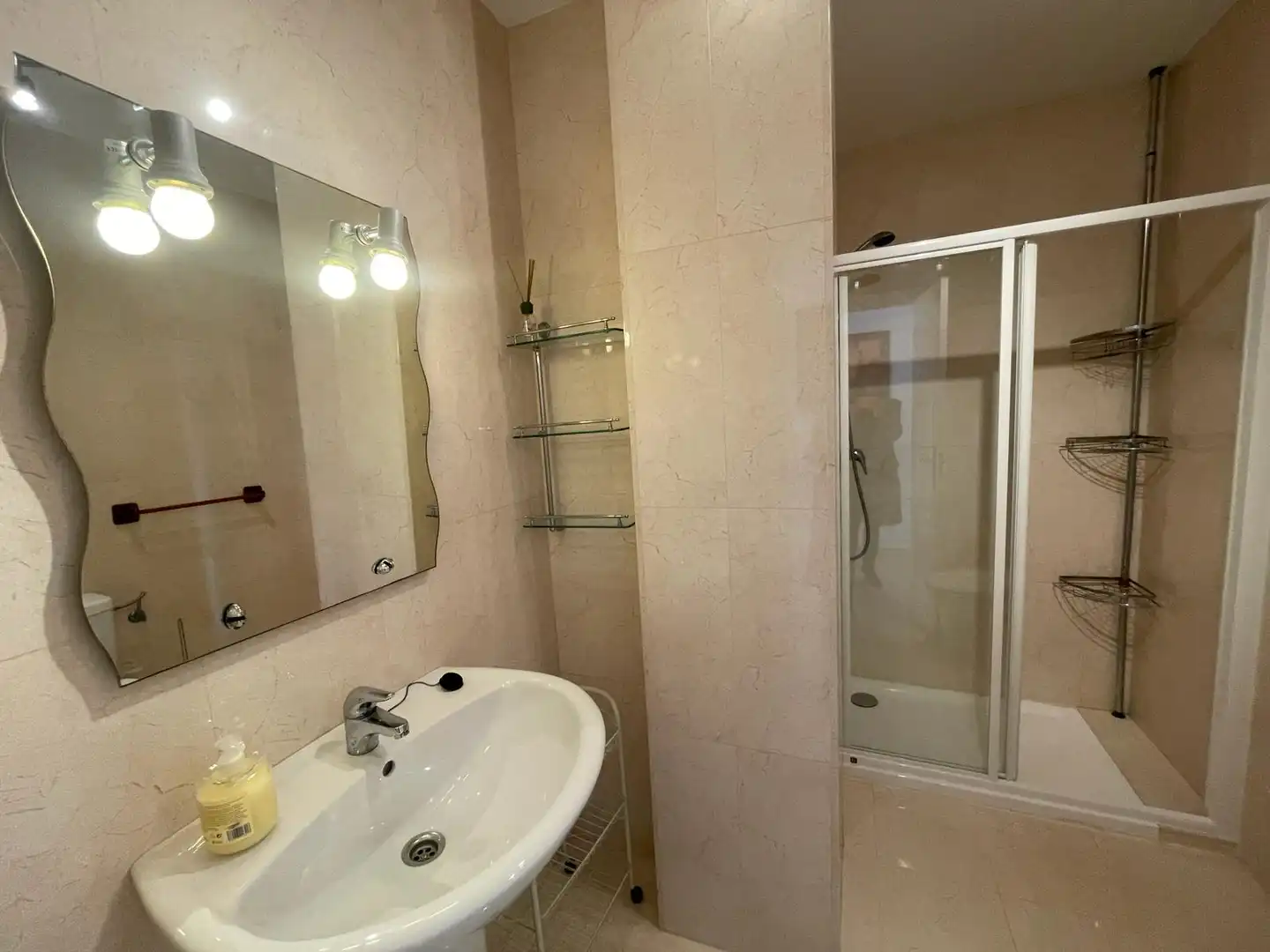 Bathroom of Apartments for rent in Manilva  with Air Conditioner, Heating and Terrace