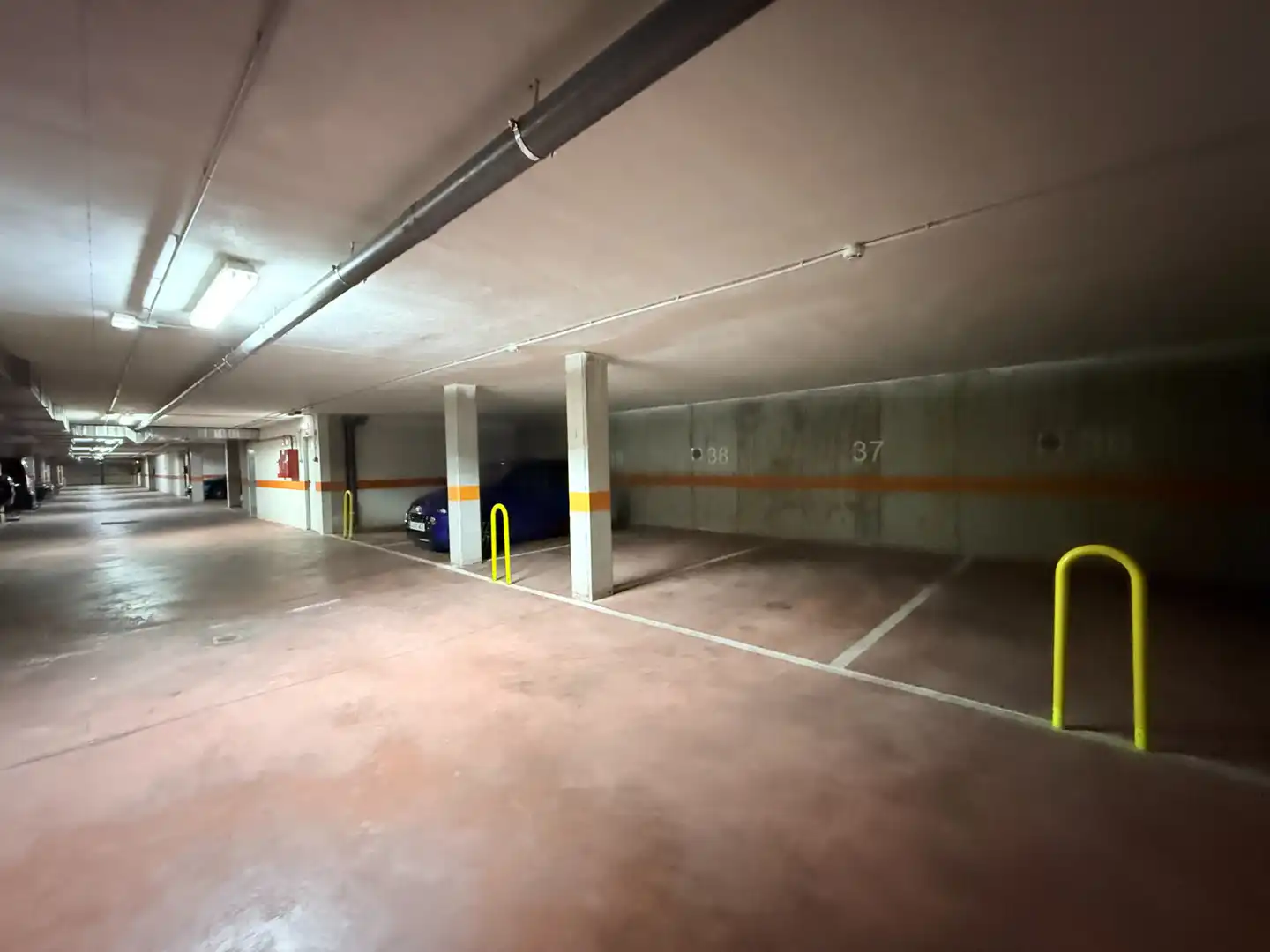 Garatge en venda a Calle Henry Collet, 21, La Platina- Hospital - Campus