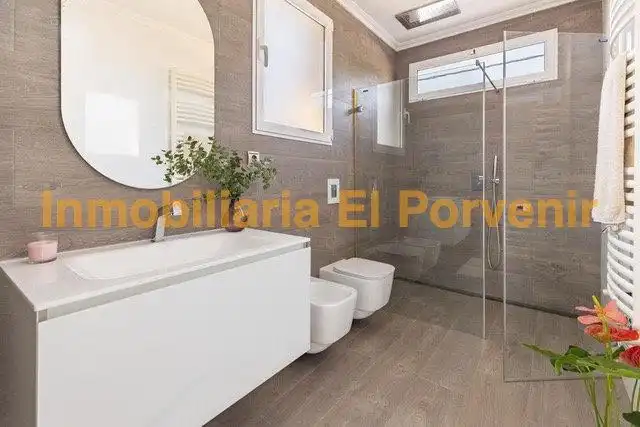 Bathroom of Houses for sale in Torrent  with Air Conditioner, Heating and Private garden