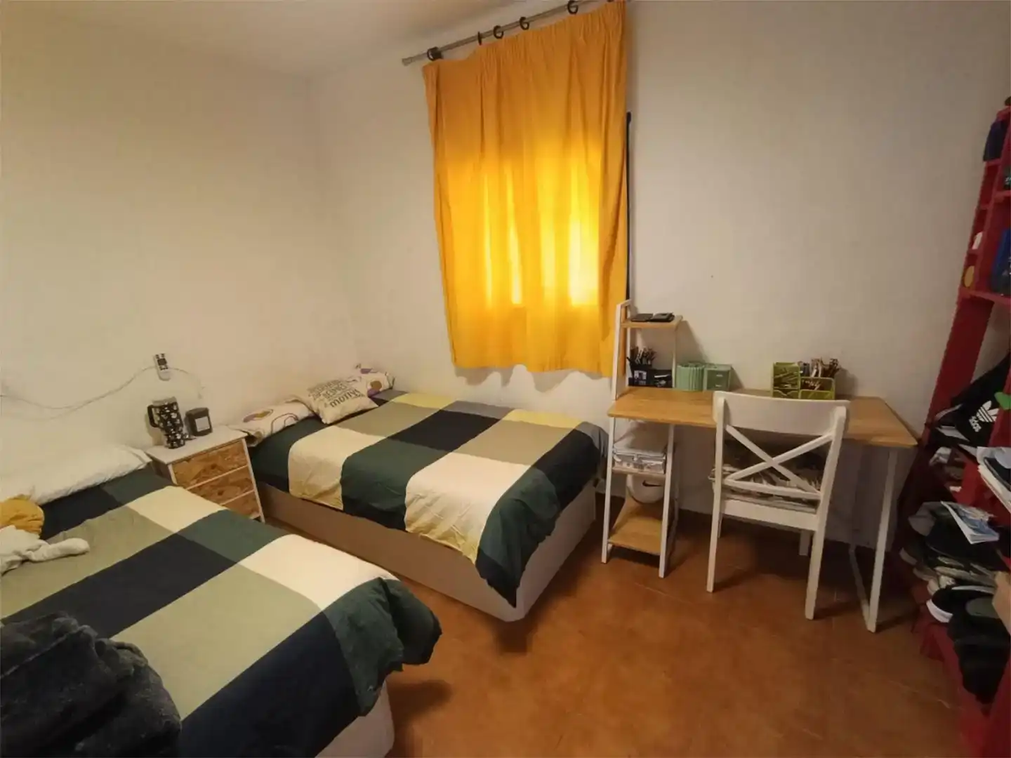 Habitación de Piso en venta en Ugíjar con Aire acondicionado