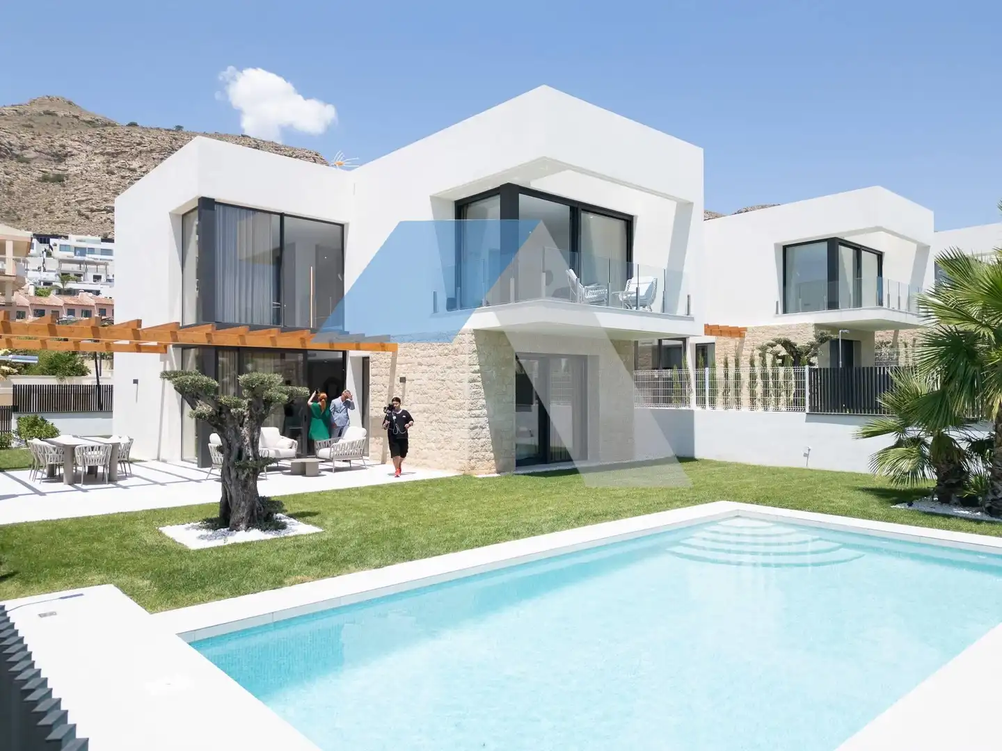 Villa avec piscine à vendre à Golf Bahía
