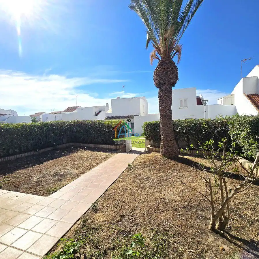 Garden of Detached homes for sale in Matalascañas 