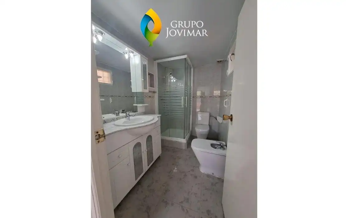 Baño de Finca rústica en venta en Guadix