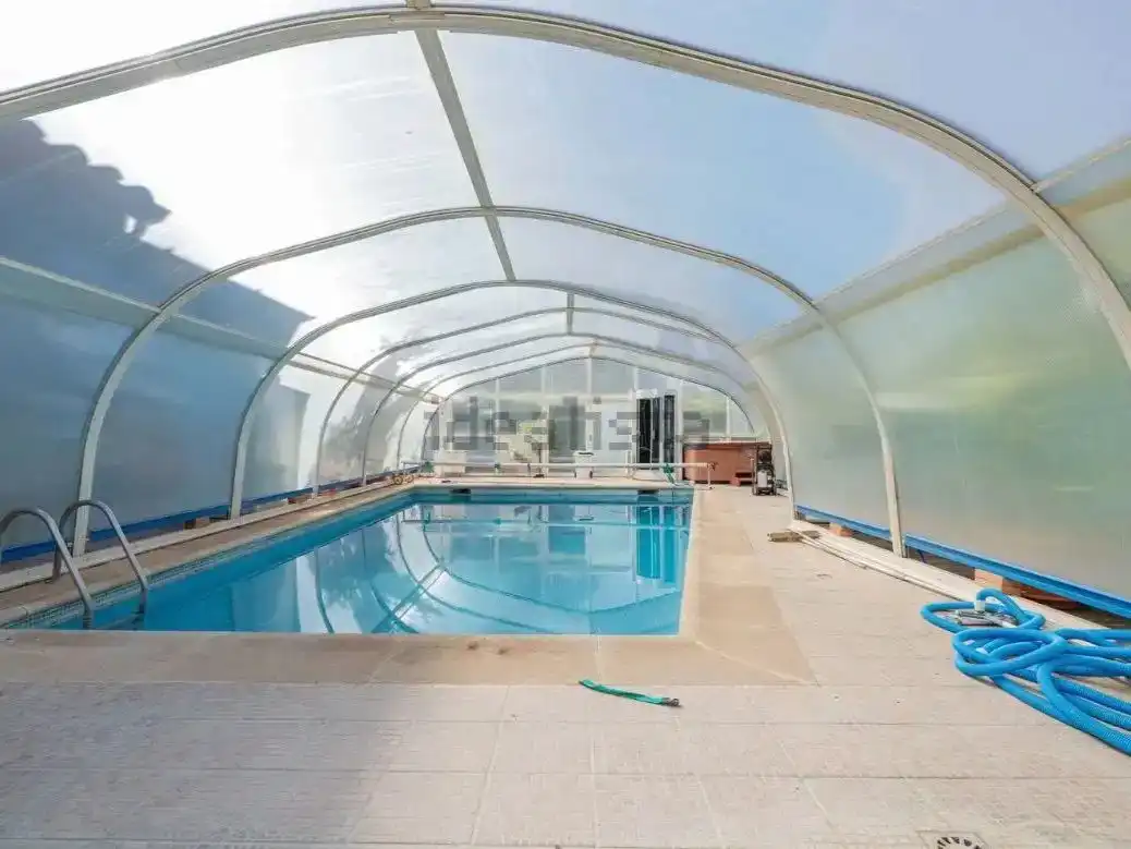 Piscina de Casa o xalet en venda en El Olivar de Mirabal