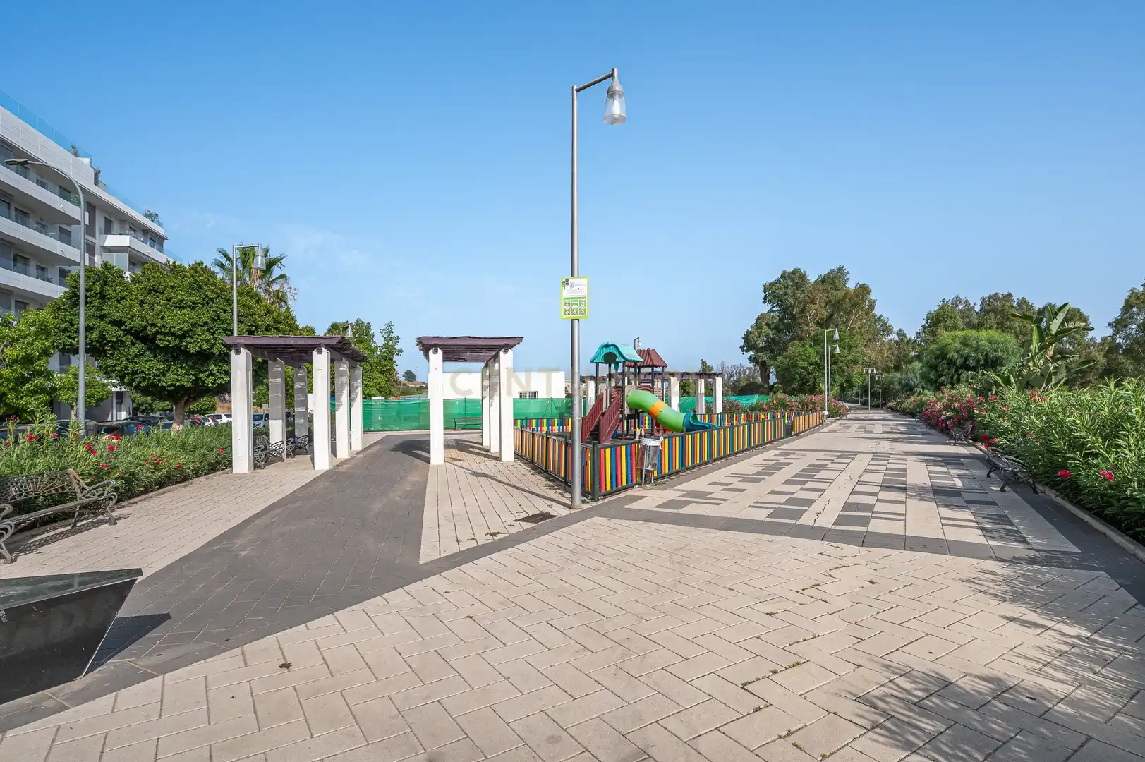 Vista exterior de Apartament en venda en Marbella amb Aire condicionat, Traster i Forn