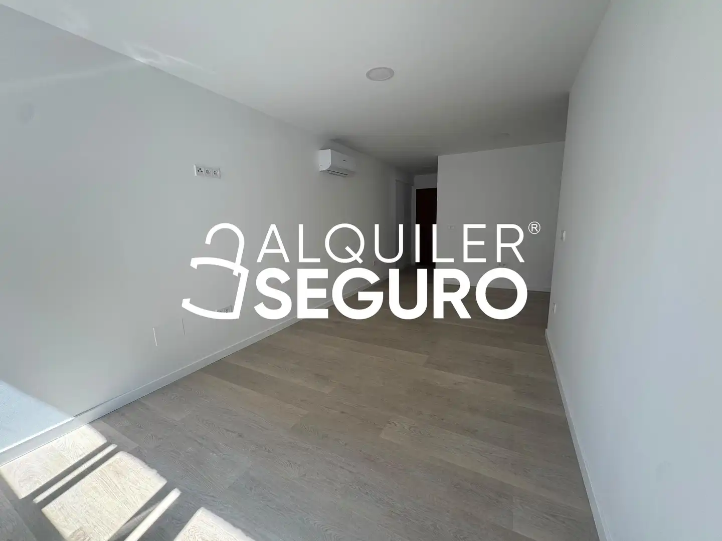 Bedroom of Flat for rent in Málaga  with Air Conditioner