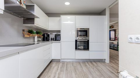 Foto 3 de Casa adosada en venta en Hospital, Valdemoro